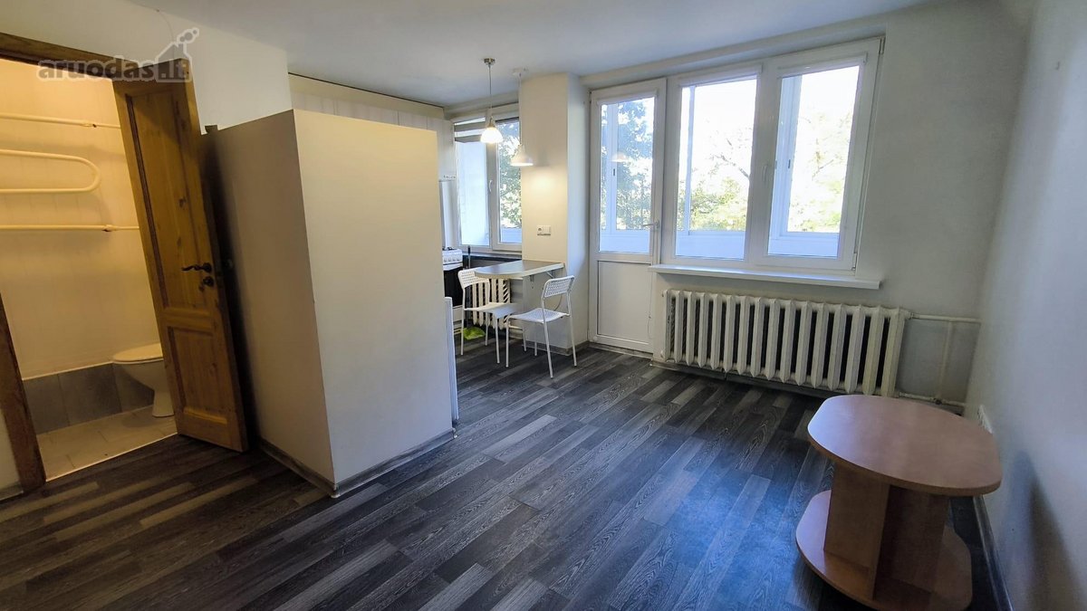 Šviesi 1 k. studija su dideliu balkonu - nuotraukos Nr. 3
