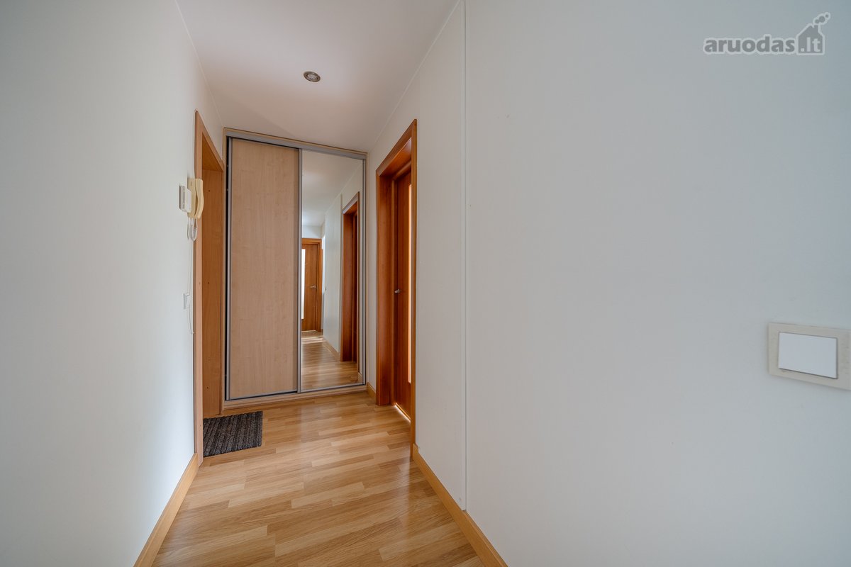 Parduodamas 2 Kambarių Butas Karoliniškėse – - nuotraukos Nr. 17