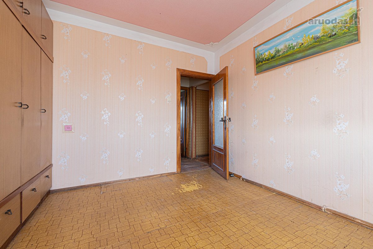 Parduodamas erdvus, keturių kambarių butas - nuotraukos Nr. 12