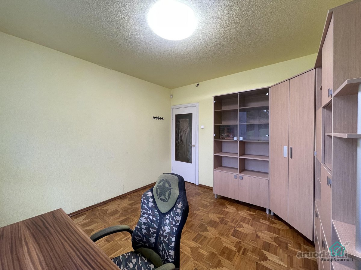 Išnuomojamas erdvus, tvarkingas 4 kambarių - nuotraukos Nr. 14