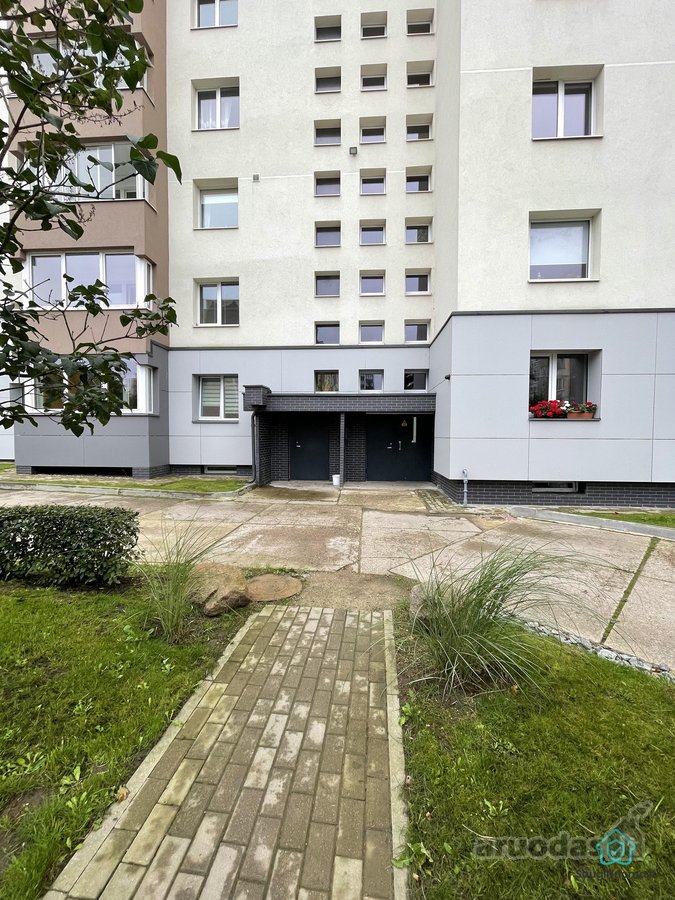 Išnuomojamas erdvus, tvarkingas 4 kambarių - nuotraukos Nr. 28