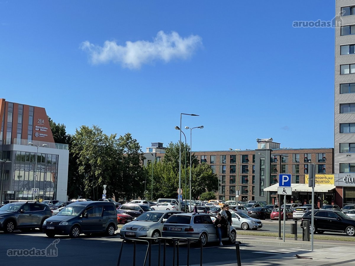 Klaipėdos centre šalia prekybos pasažo - nuotraukos Nr. 16