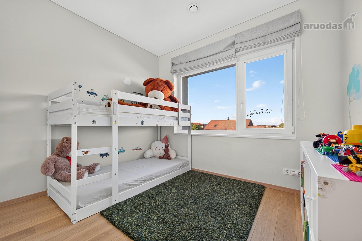 Parduodamas erdvus dvibutis namas su baldais - nuotraukos Nr. 36