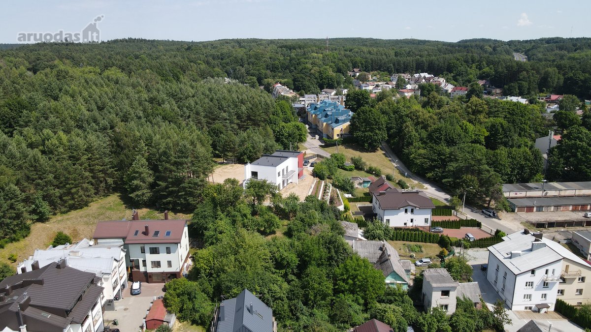 Parduodamas Šviesus Ir Erdvus Trijų Kambarių - nuotraukos Nr. 21