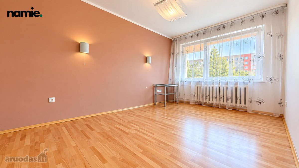 Parduodamas šviesus ir erdvus 3 kambarių - nuotraukos Nr. 8