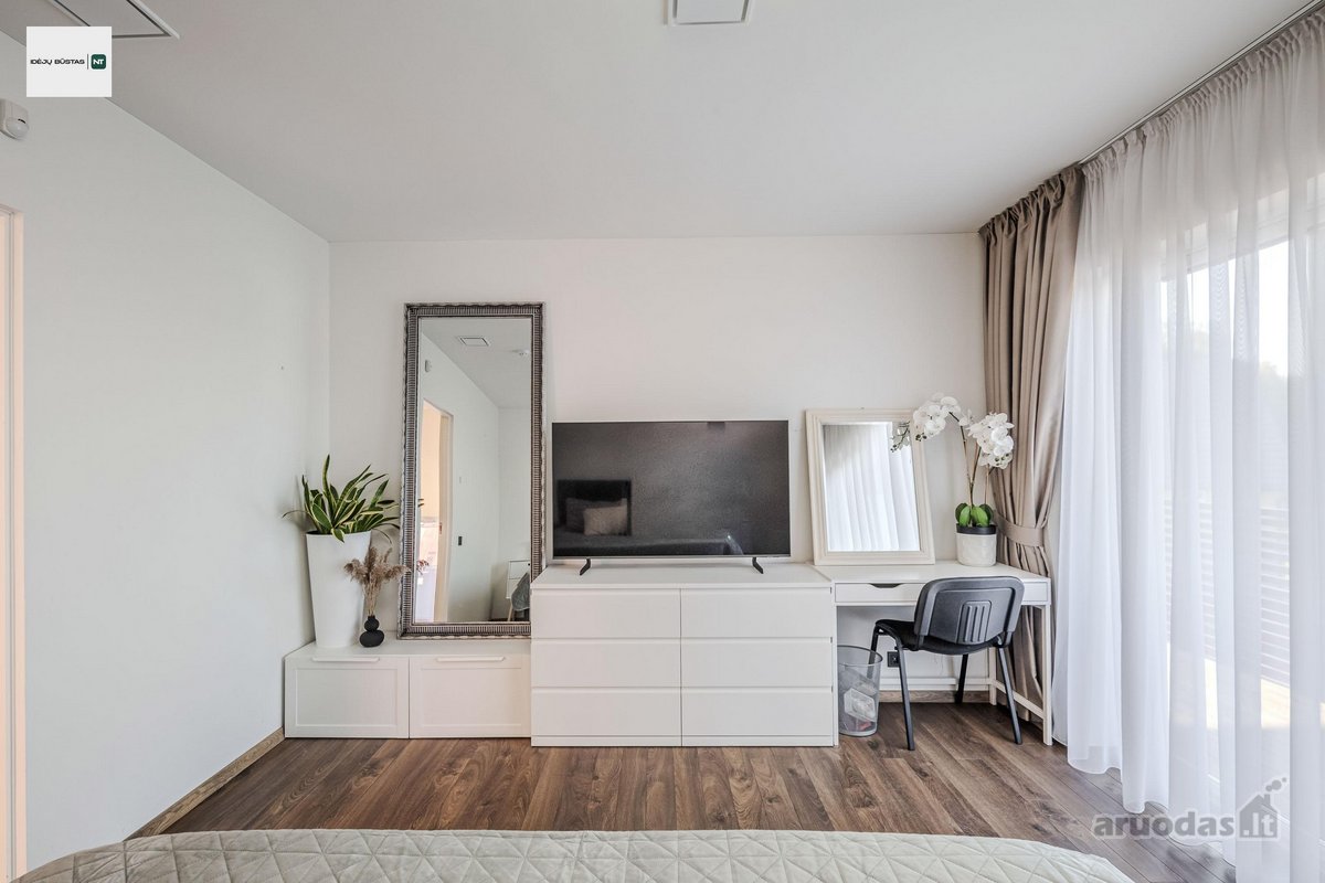 Parduodamas erdvus, apie 170 m², pilnai - nuotraukos Nr. 24