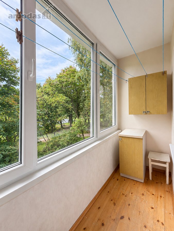 Nuomojamas erdvus 4 kambarių butas Žirmūnuose - nuotraukos Nr. 12