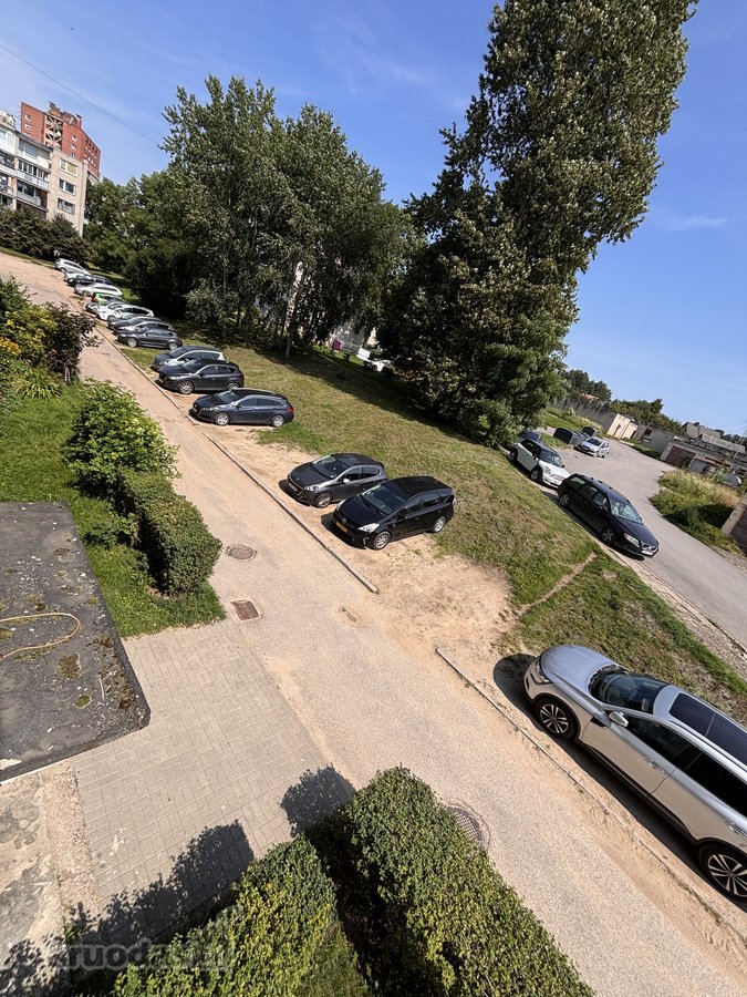 Parduodamas šviesus, šiltas ir funkcionaliai - nuotraukos Nr. 27