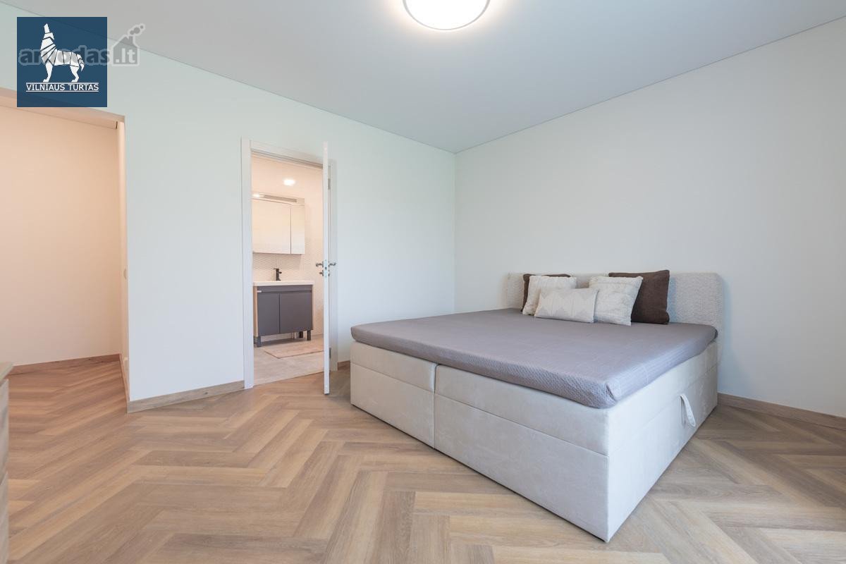 Erdvus ir pilnai įrengtas 160 m² A++ klasės - nuotraukos Nr. 15