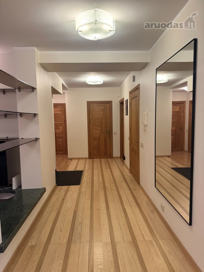 Parduodamas Išskirtinai Erdvus 4 Kambarių - nuotraukos Nr. 12
