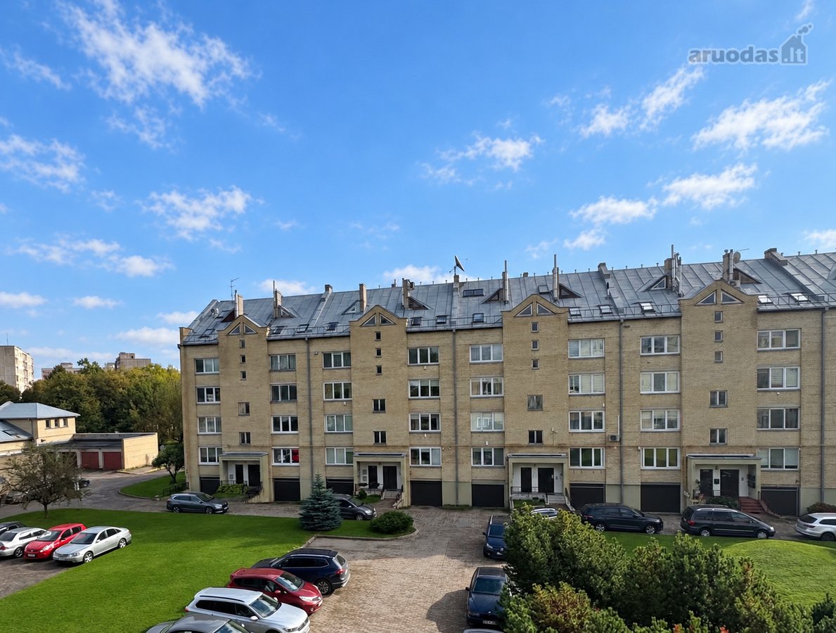 Parduodamas Išskirtinai Erdvus 4 Kambarių - nuotraukos Nr. 21