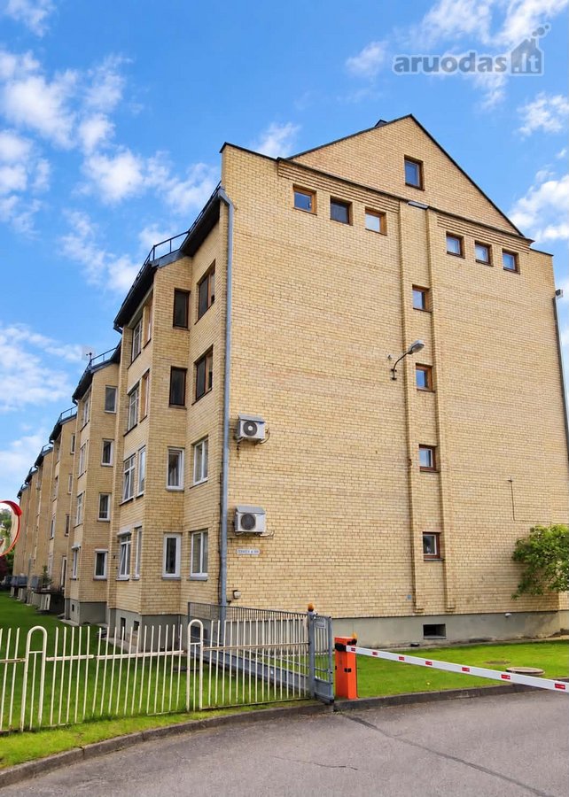 Parduodamas Išskirtinai Erdvus 4 Kambarių - nuotraukos Nr. 22
