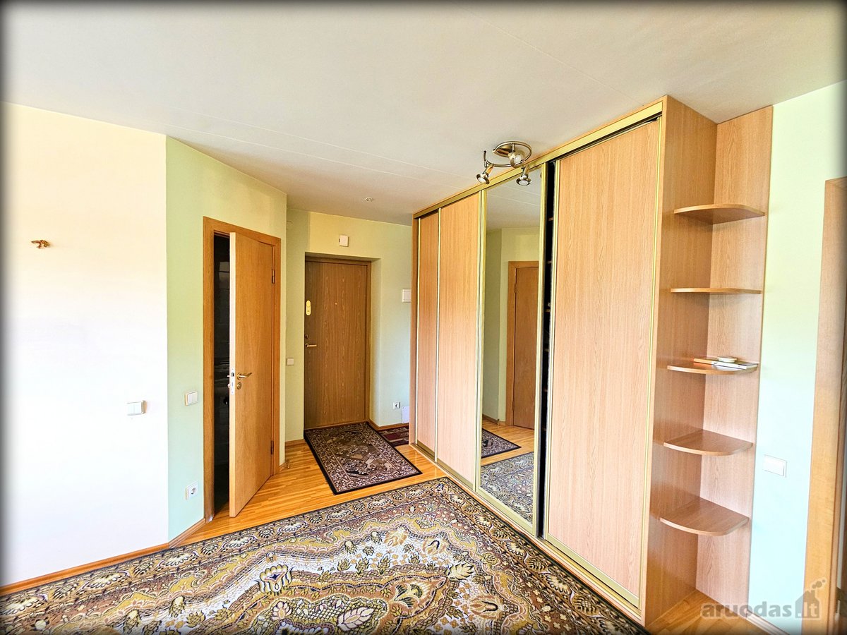 Nuomojamas dviejų kambarių butas šalia - nuotraukos Nr. 15