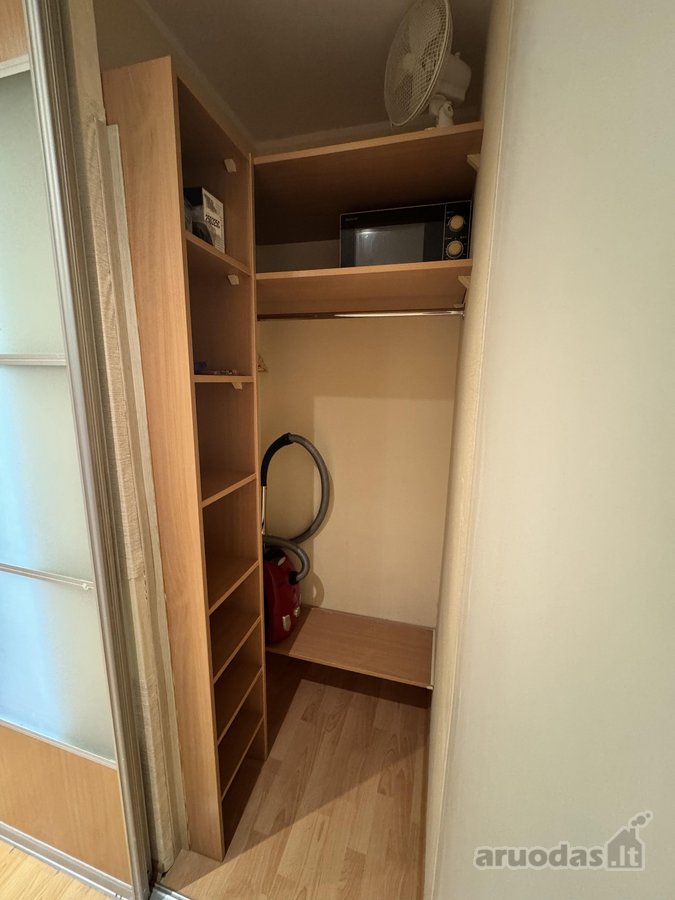 Nuomuojamas erdvus vieno kambario butas - nuotraukos Nr. 11