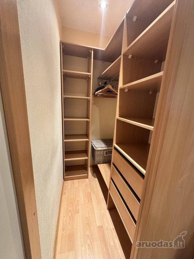 Nuomuojamas erdvus vieno kambario butas - nuotraukos Nr. 7