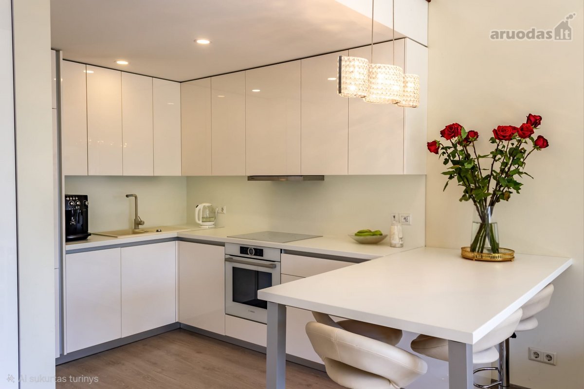 Parduodamas 61 m² 3 kambarių butas, per du - nuotraukos Nr. 4