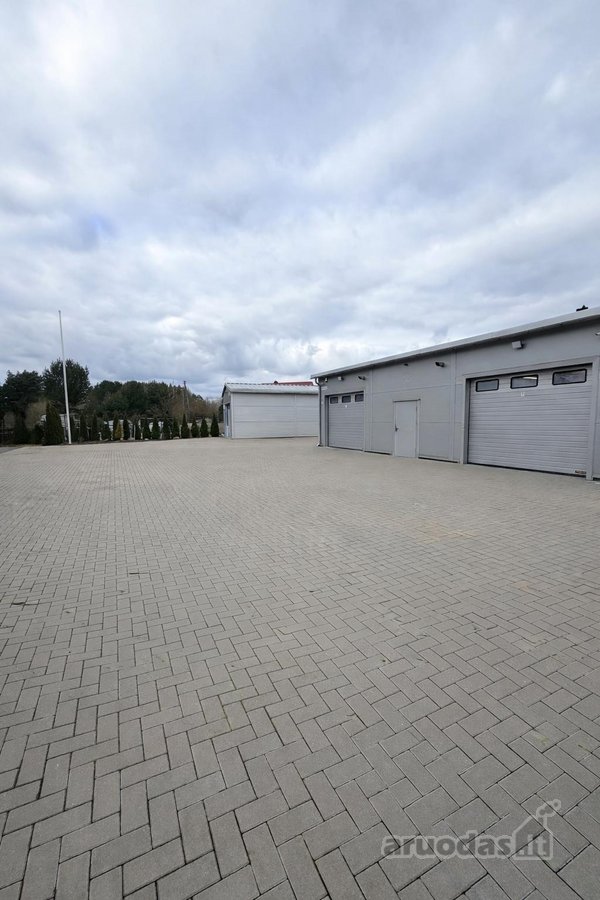 Nuomojamos Komercinės Patalpos – 240 kv.m. - nuotraukos Nr. 4