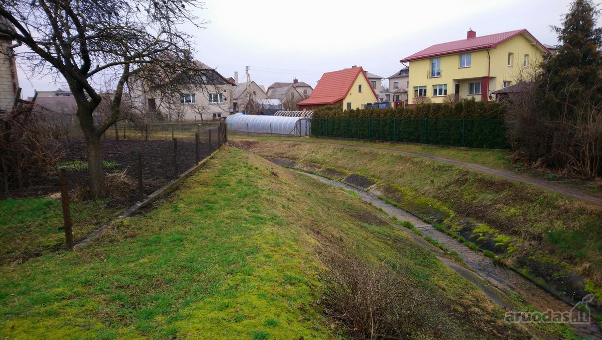 Parduodama namas su garažu ir ūkiniais - nuotraukos Nr. 10