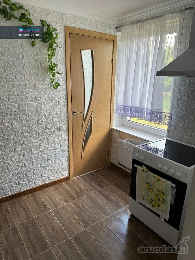 Išnuomojamas puikus 2 kambarių butas netoli - nuotraukos Nr. 3