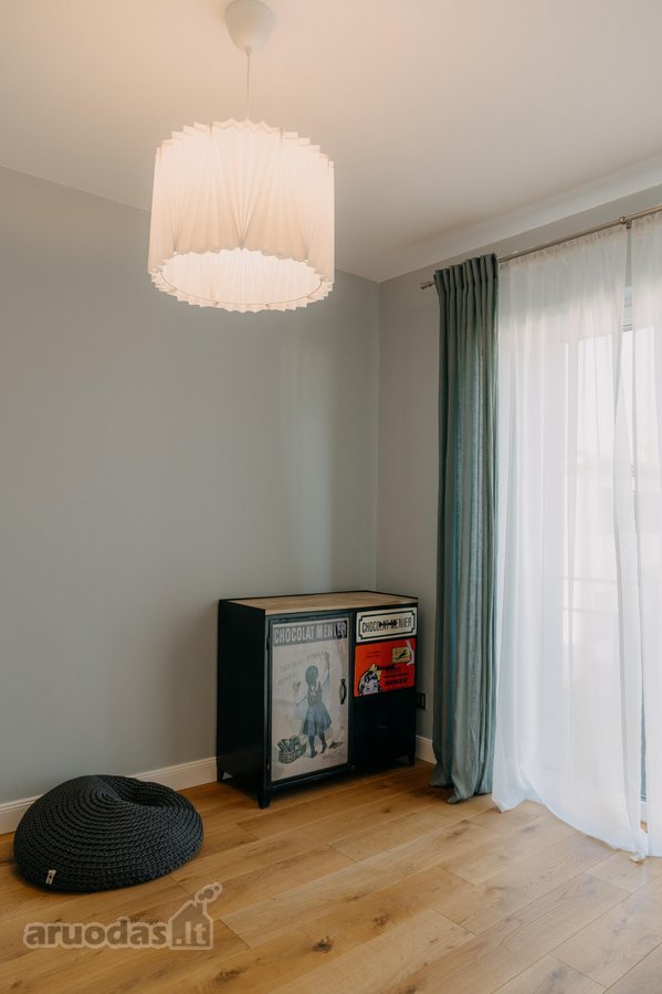 Erdvus, jaukus ir saulėtas 4 kambarių - nuotraukos Nr. 14