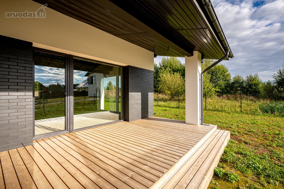 Erdvus 175 M² Vienbutis Namas Su Garažu Ir 10 - nuotraukos Nr. 12