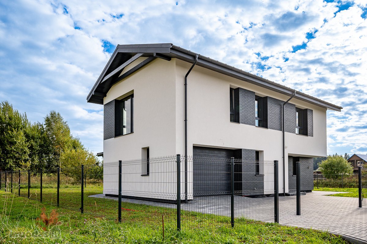Erdvus 175 M² Vienbutis Namas Su Garažu Ir 10 - nuotraukos Nr. 2
