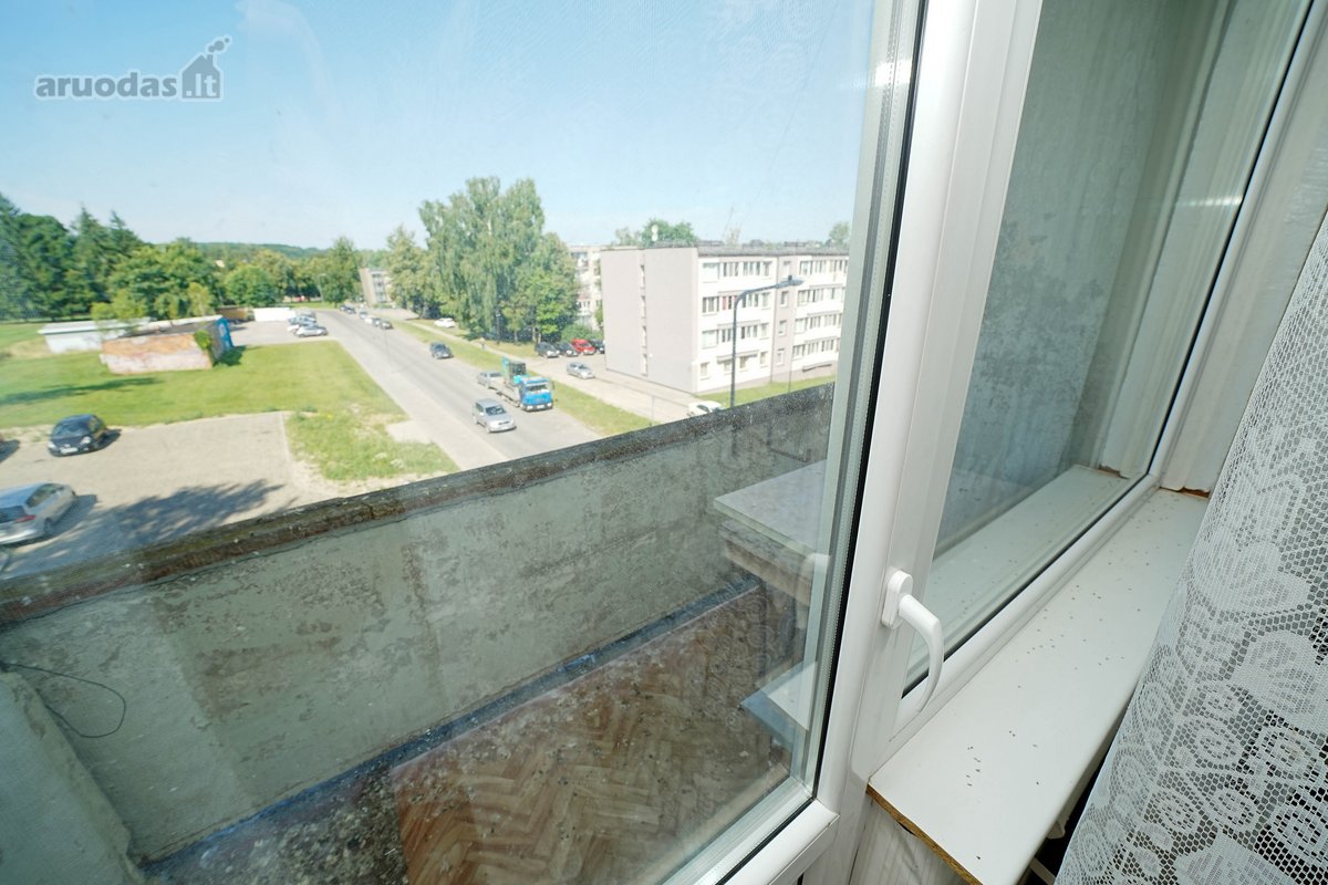  Erdvus 4 kambarių butas su patogiu ir - nuotraukos Nr. 11