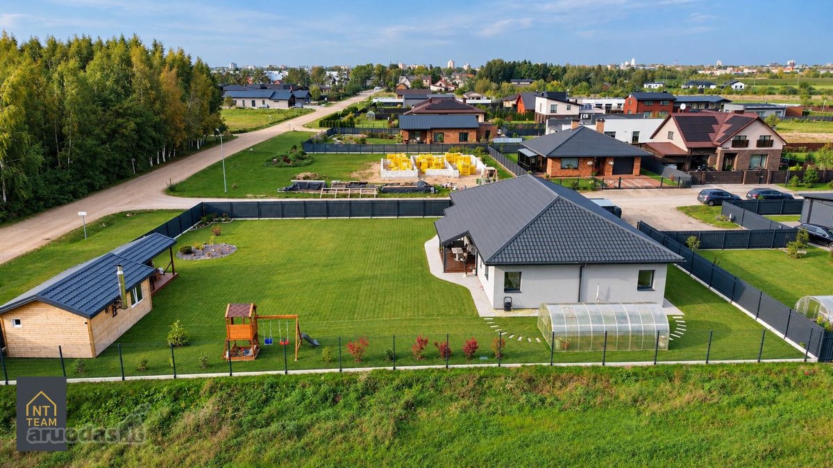 Parduodamas Erdvus Ir Jaukus A+ Klasės Namas - nuotraukos Nr. 28