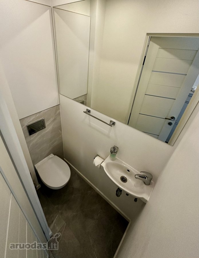 Išnuomojamas šviesus ir tvarkingas 3 kambarių - nuotraukos Nr. 13