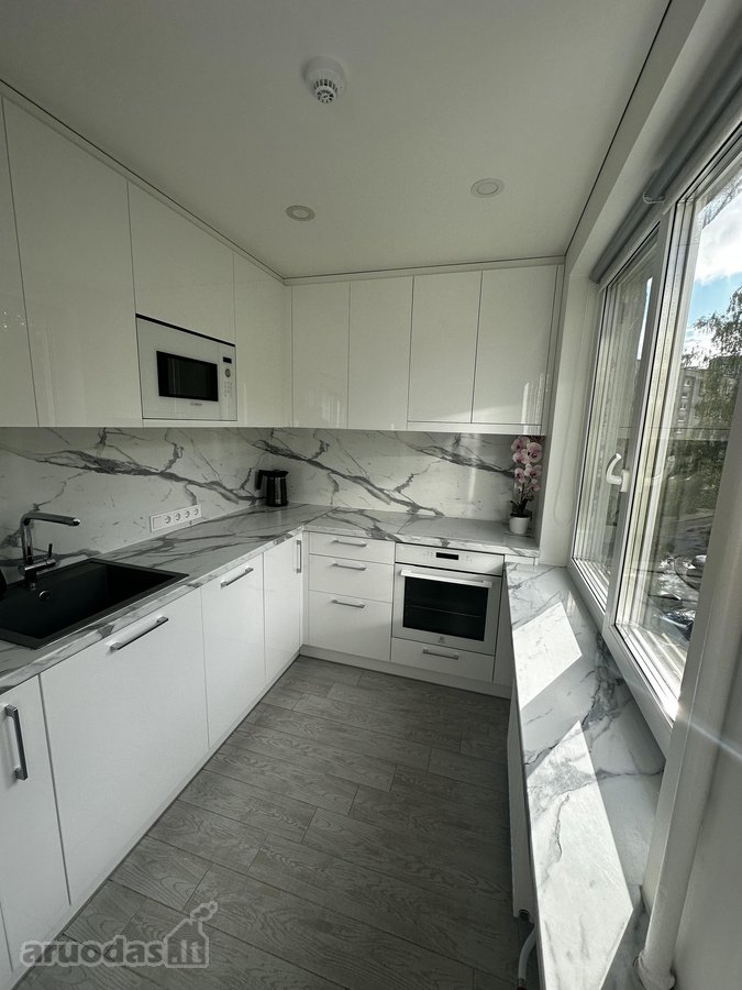 Išnuomojamas šviesus ir tvarkingas 3 kambarių - nuotraukos Nr. 6