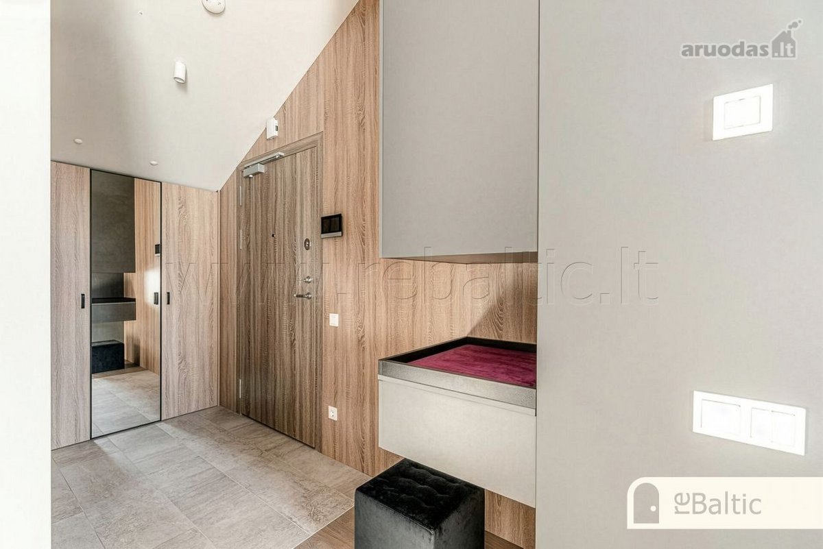 Išnuomojamas modernus ir kokybiškai įrengtas - nuotraukos Nr. 21