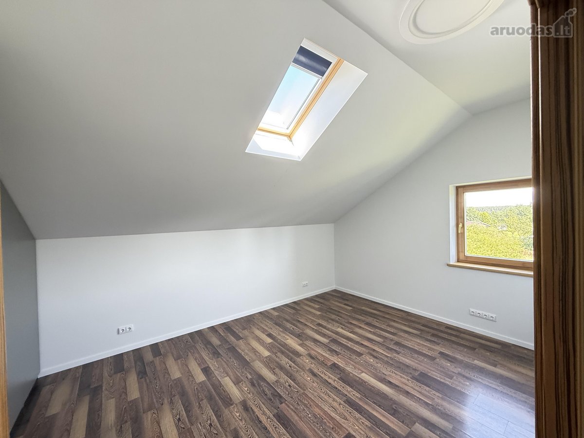 180 m² gyvenamasis namas su net 43 arų sklypu - nuotraukos Nr. 22