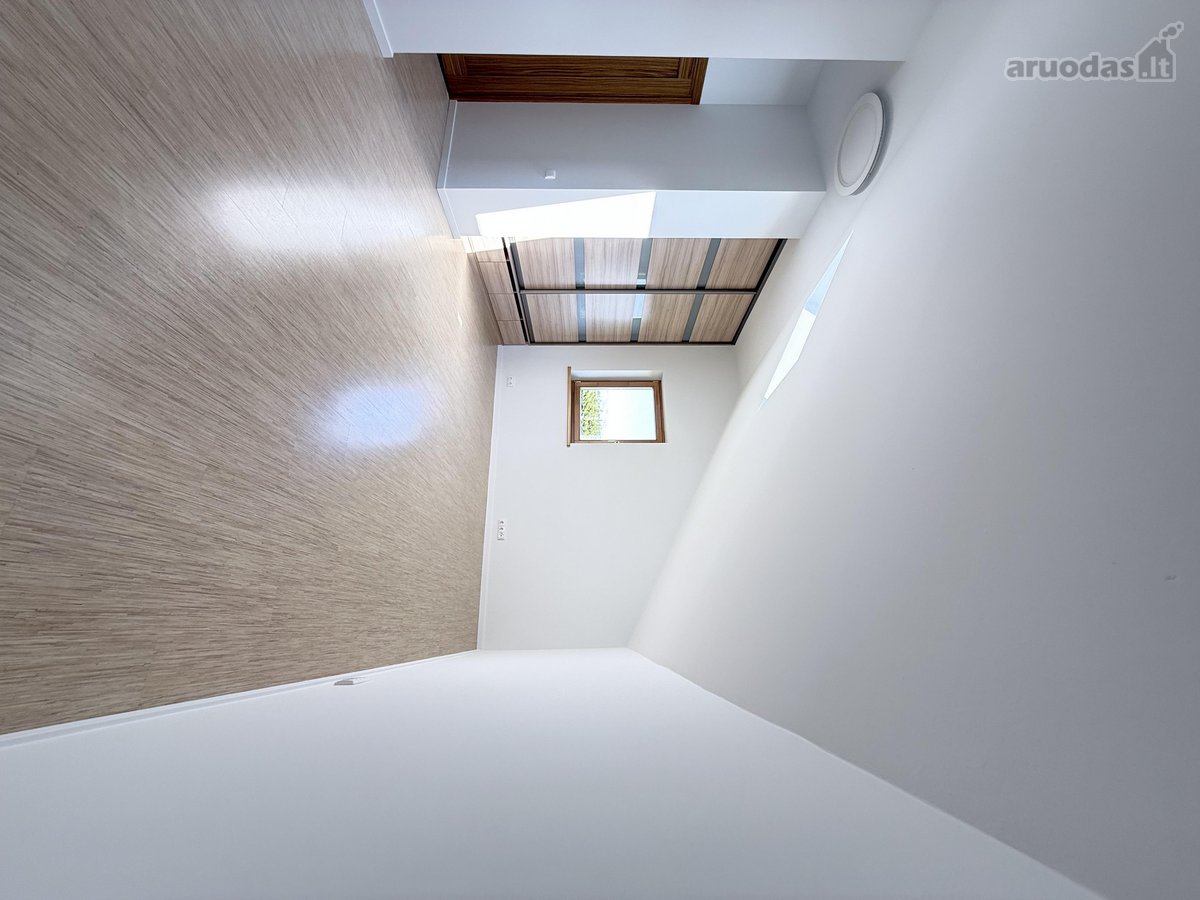 180 m² gyvenamasis namas su net 43 arų sklypu - nuotraukos Nr. 25