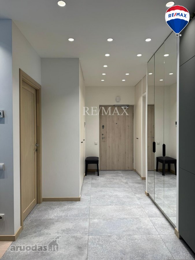 A modern 48.93 sq. m. apartment is available - nuotraukos Nr. 13