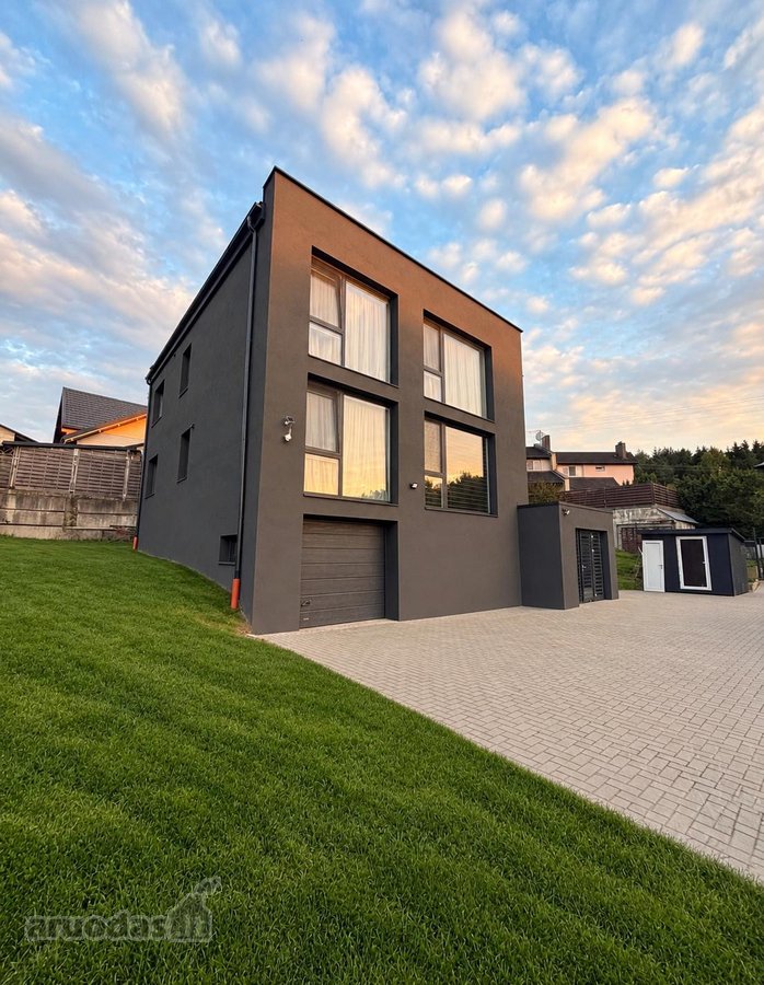 2024 M. Naujai Pastatytas 282 M² Namas Su 16 - nuotraukos Nr. 2