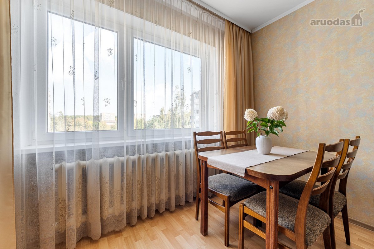 Parduodamas tvarkingas 3 kambarių (galima - nuotraukos Nr. 5