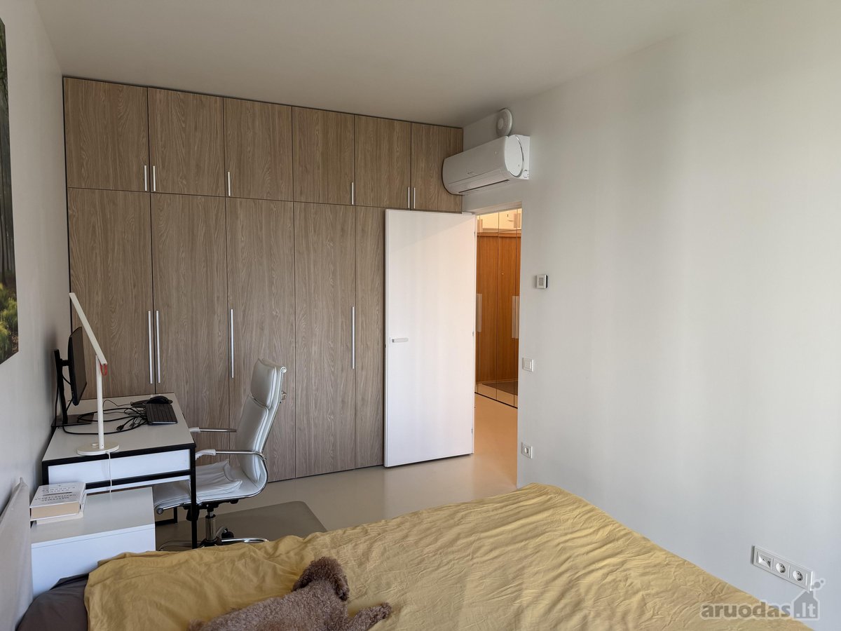 Parduodamas jaukus ir šviesus 3 kambarių - nuotraukos Nr. 16