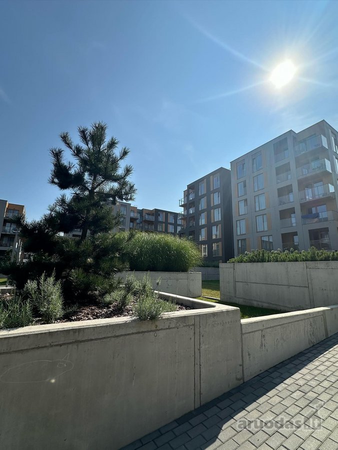 Parduodamas jaukus ir šviesus 3 kambarių - nuotraukos Nr. 29