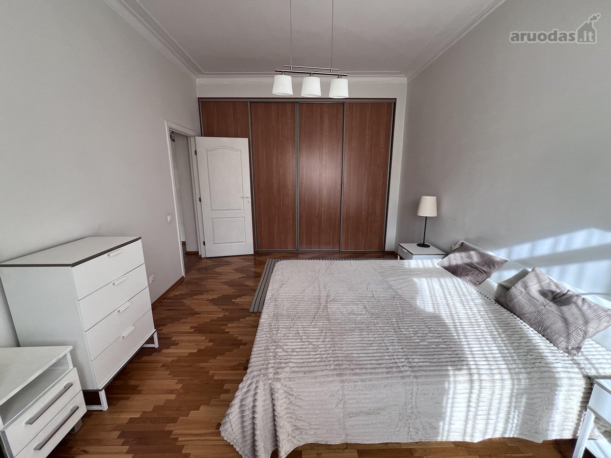 Išnuomojamas šviesus ir jaukus 2 kambarių - nuotraukos Nr. 2