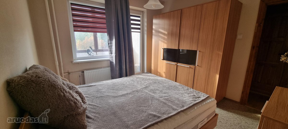 Nuomojamas erdvus 2 kambarių butas su visa - nuotraukos Nr. 11