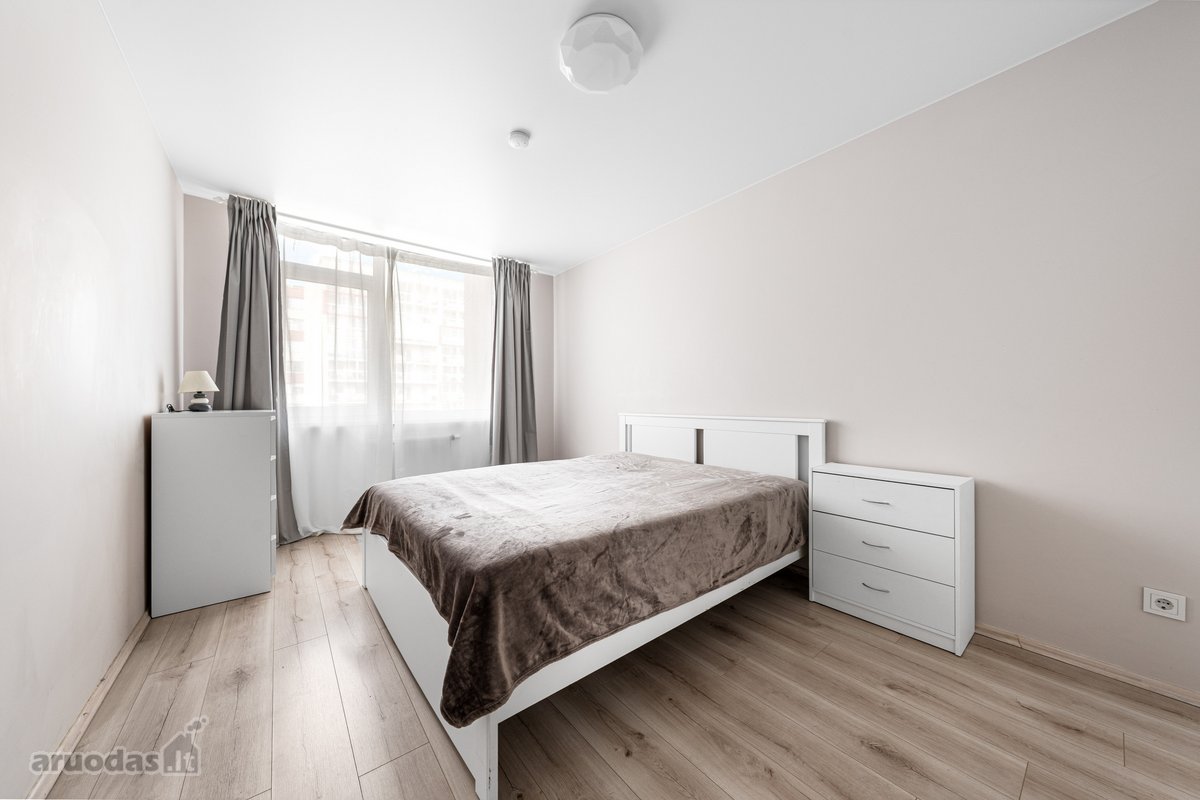 Parduodamas 89,49 m², labai erdvus 3 kambarių - nuotraukos Nr. 13
