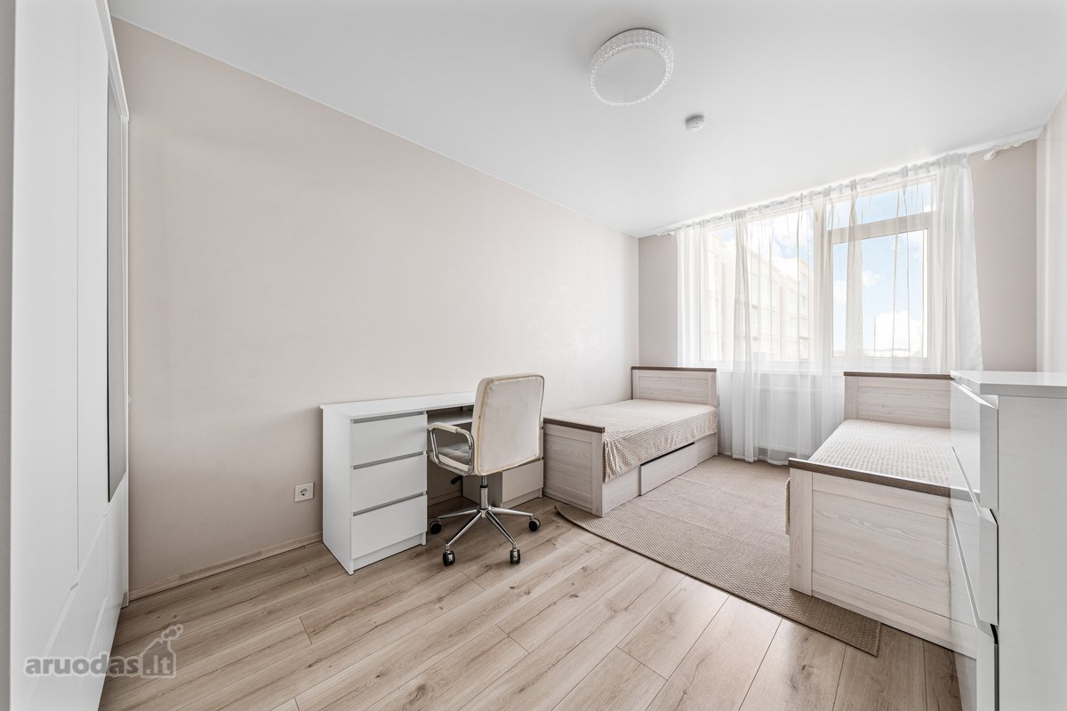 Parduodamas 89,49 m², labai erdvus 3 kambarių - nuotraukos Nr. 16