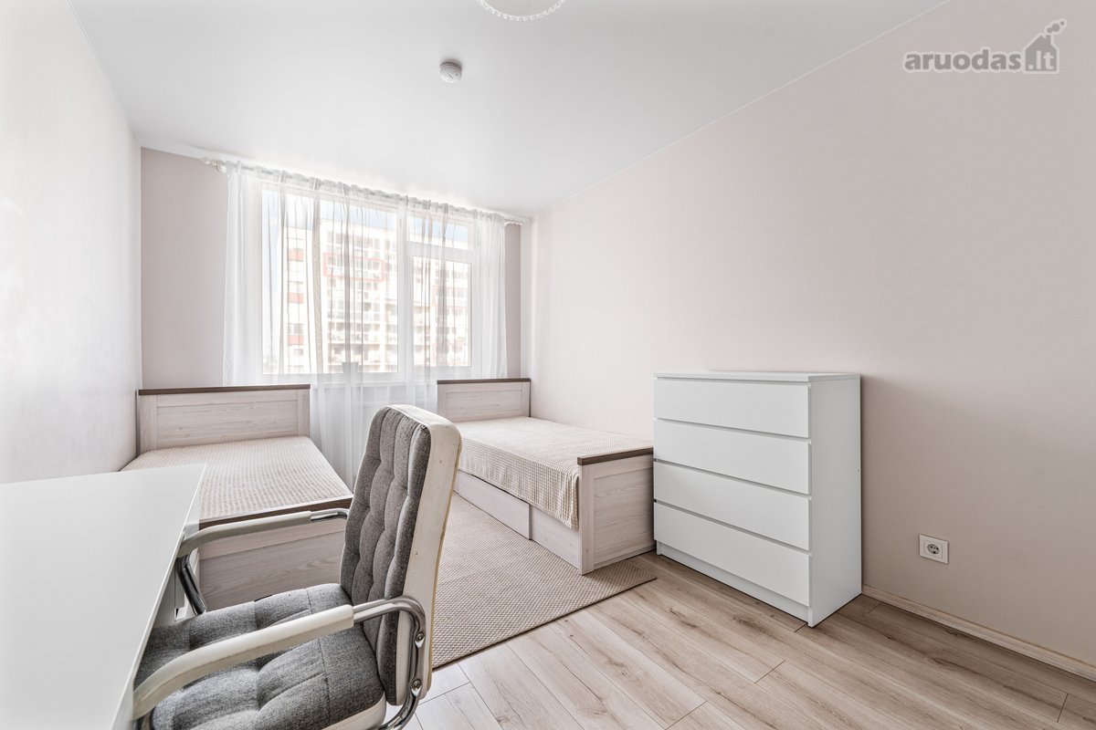 Parduodamas 89,49 m², labai erdvus 3 kambarių - nuotraukos Nr. 18
