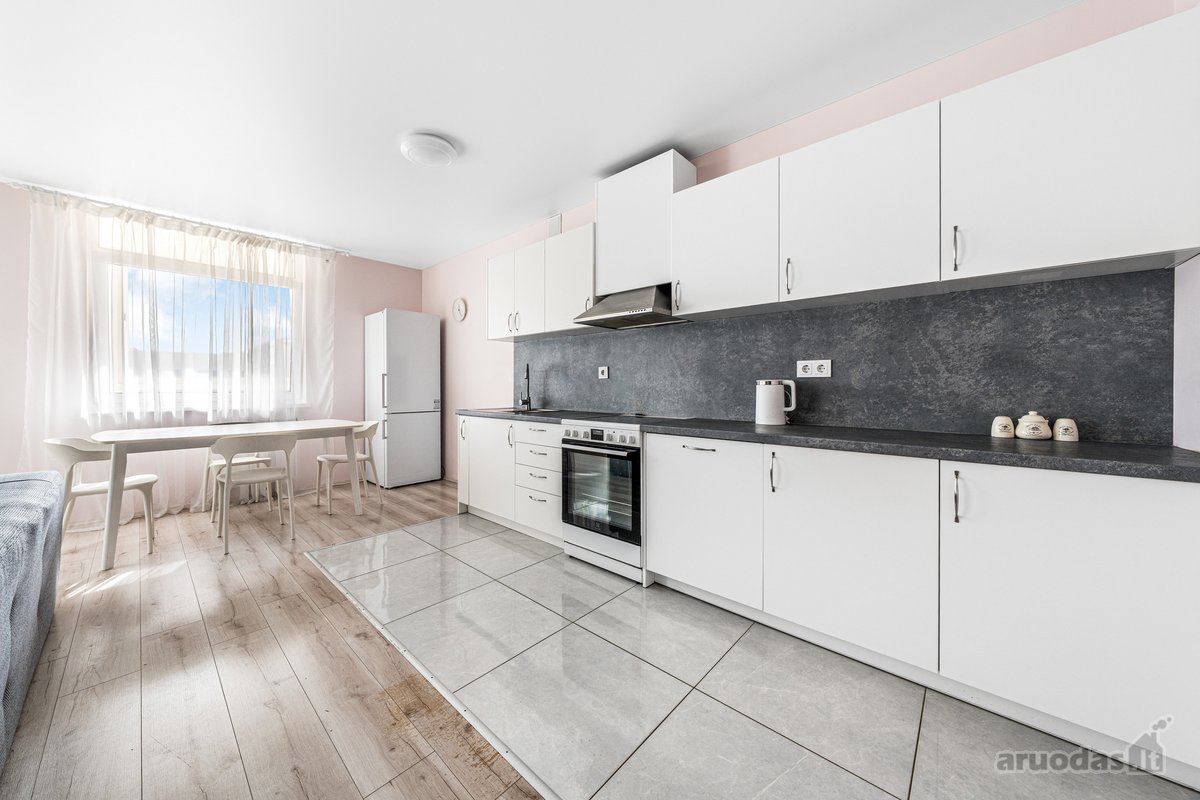 Parduodamas 89,49 m², labai erdvus 3 kambarių - nuotraukos Nr. 8