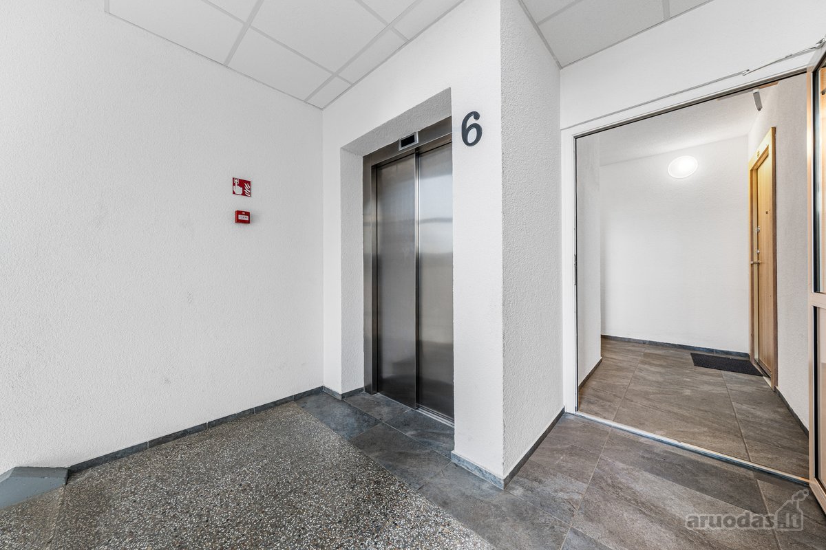 Parduodamas 89,49 m², labai erdvus 3 kambarių - nuotraukos Nr. 25