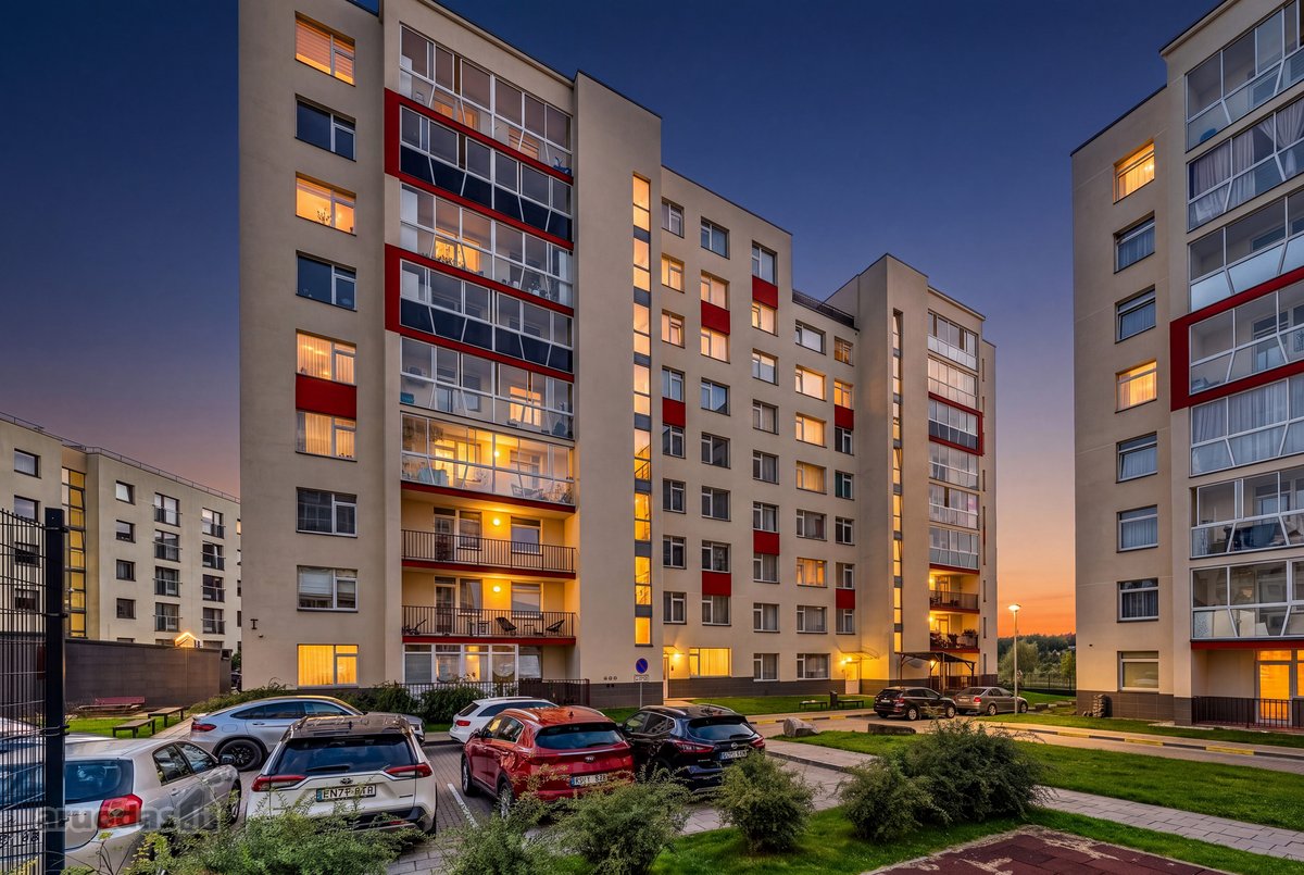 Parduodamas 89,49 m², labai erdvus 3 kambarių - nuotraukos Nr. 31