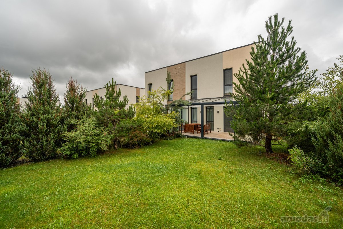 Parduodamas pilnai įrengtas 115 m² kotedžas - nuotraukos Nr. 8