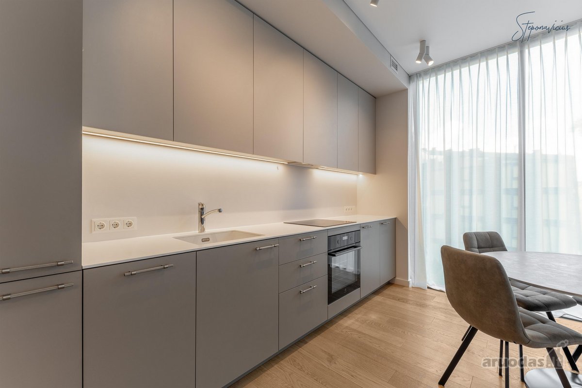Parduodamas erdvus 65 m² butas vienoje - nuotraukos Nr. 5