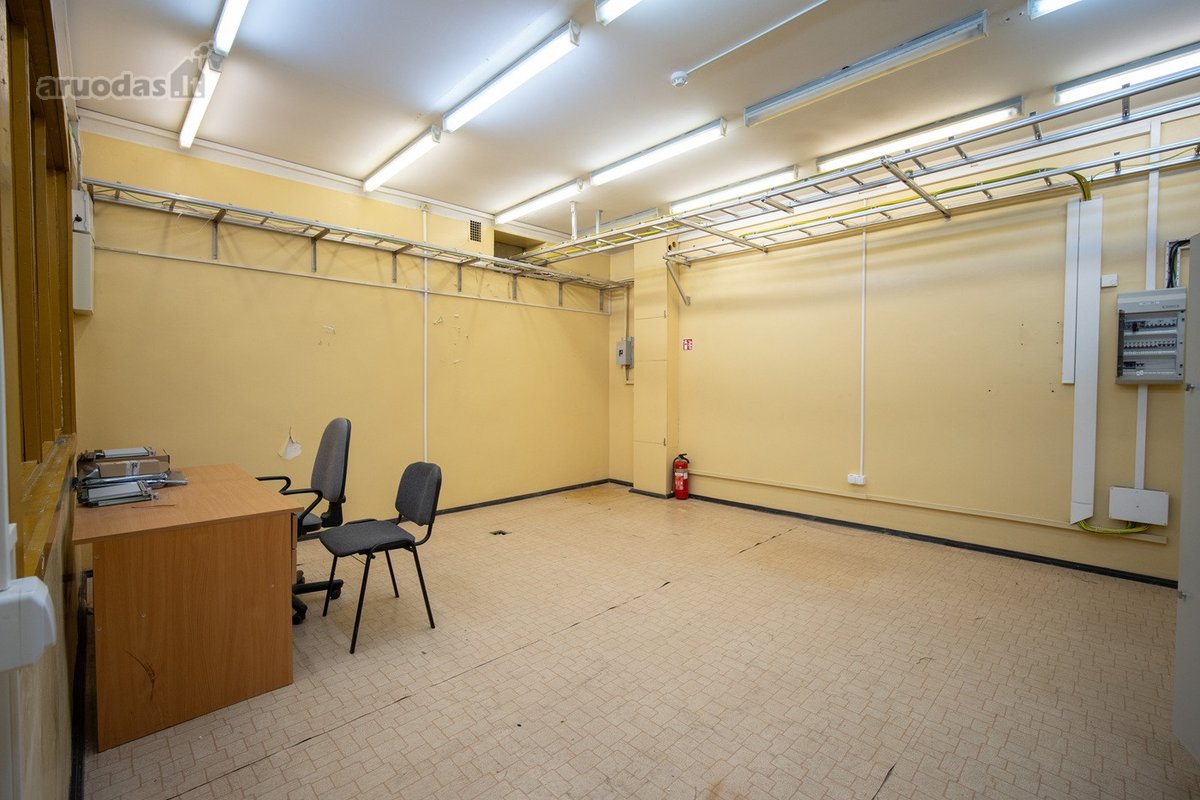 Parduodama Administracinio pastato dalis (256 - nuotraukos Nr. 18