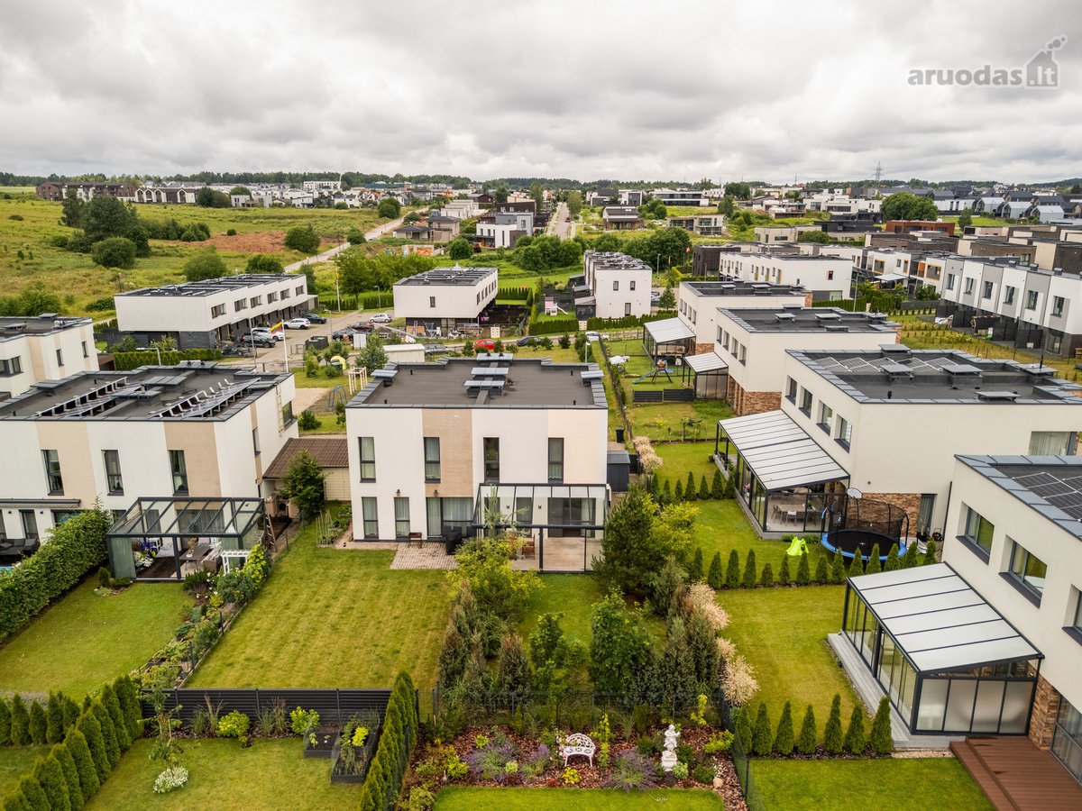Parduodamas pilnai įrengtas 115 m² kotedžas - nuotraukos Nr. 36